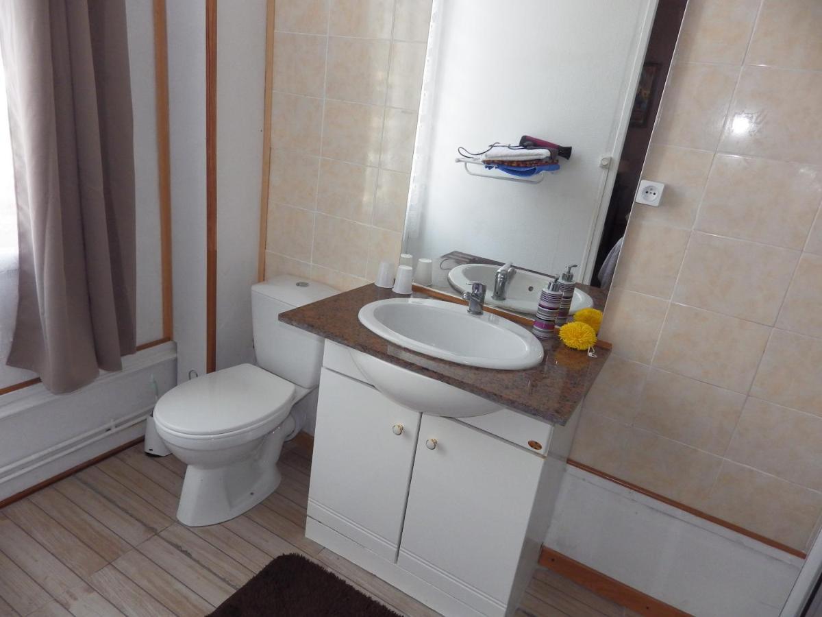 Domaine Des Roses Bed & Breakfast Vaudelnay Bagian luar foto